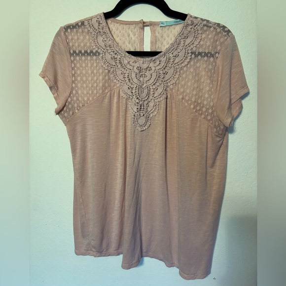 Maurices Tops - Maurices Blush Pink Crochet Yoke Boho Tee Top Like New Large